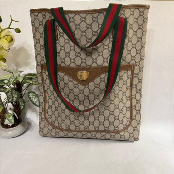 Gucci Handbags - ‼️SOLD‼️Gucci Plus GG Supreme Ophidia Tote with Sherry Line Handles